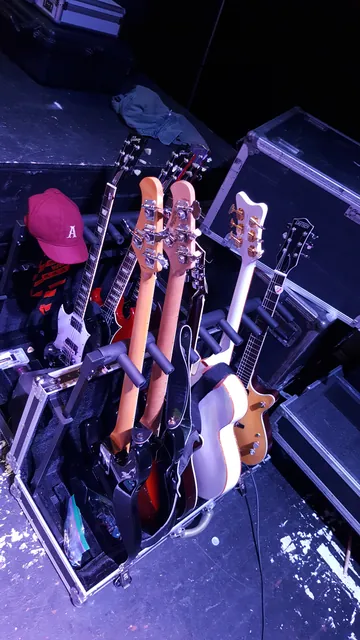 LIVE WIRE gallery image 134