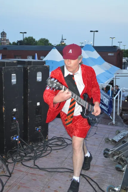 LIVE WIRE gallery image 159