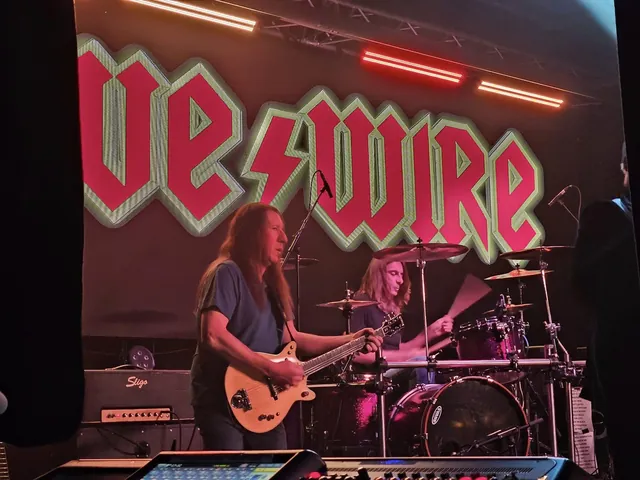 LIVE WIRE gallery image 164