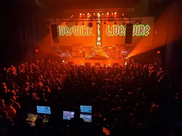 LIVE WIRE gallery image 026