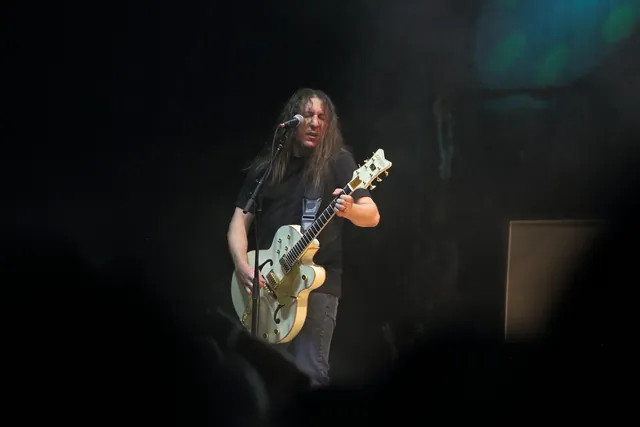 LIVE WIRE gallery image 61