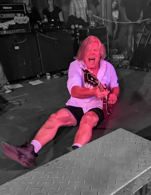 LIVE WIRE gallery image 64