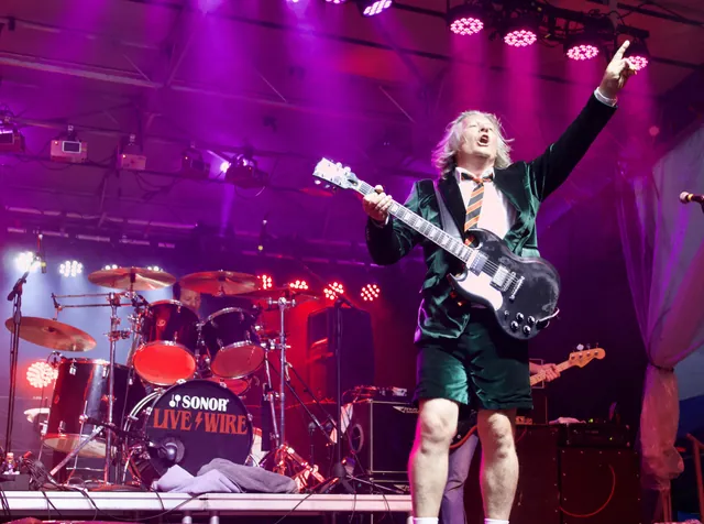 LIVE WIRE gallery image 84